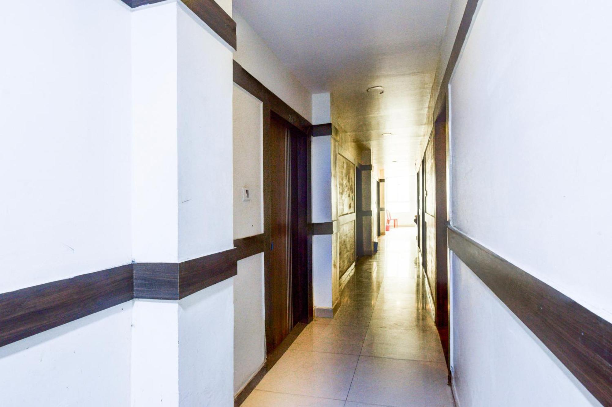 Hotel O Asian Residency Hyderabad Exterior foto