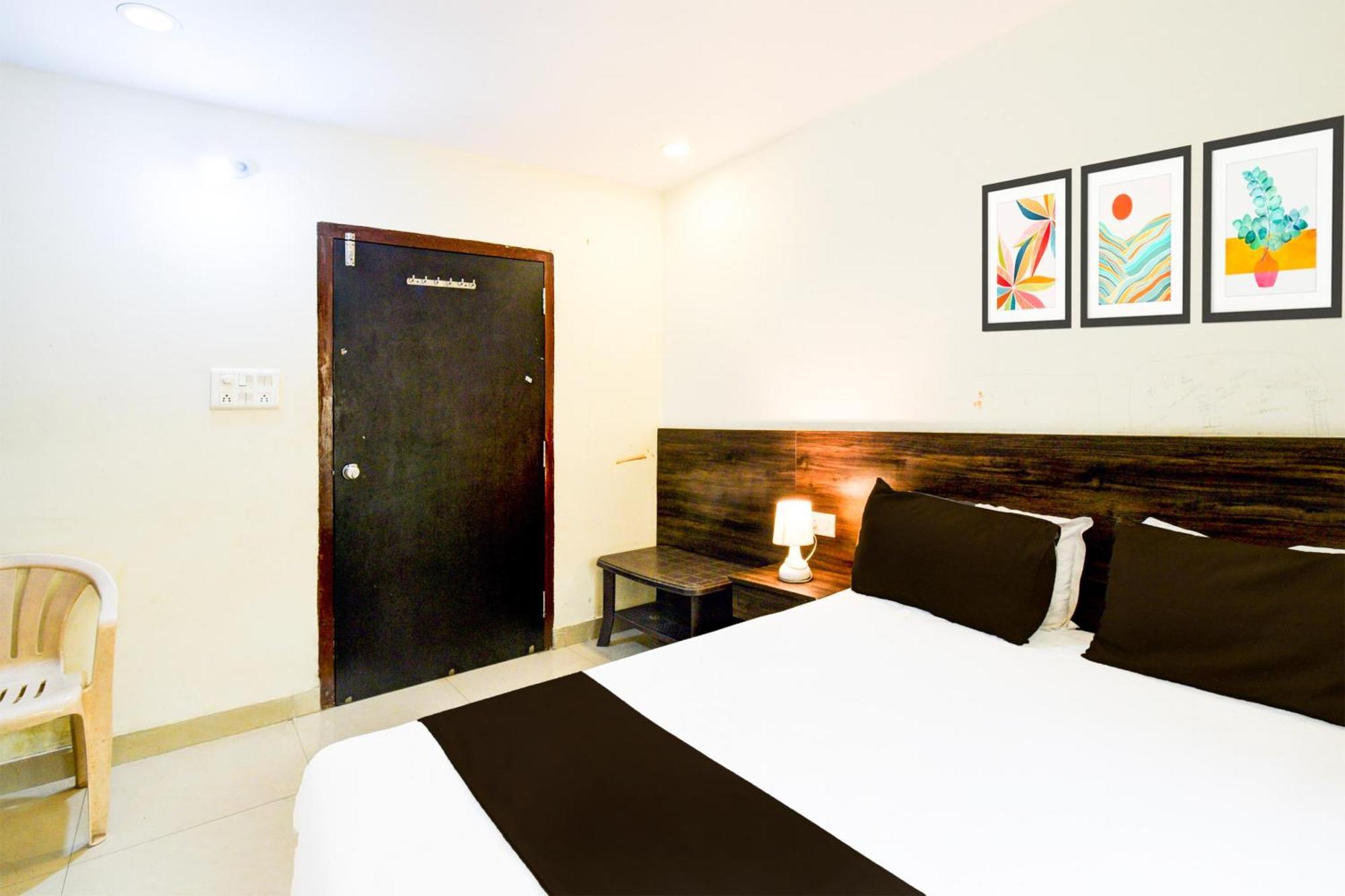 Hotel O Asian Residency Hyderabad Exterior foto